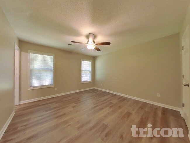 Photo - 1173 Woodwind Dr