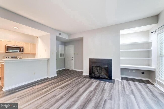 Photo - 3903 Penderview Dr Unit 1505