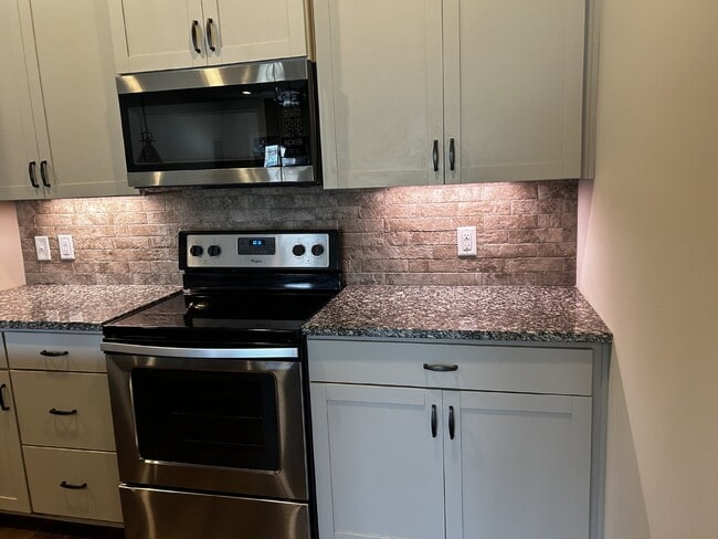 Photo - 2BD 2BA CONDO IN SOUGHT AFTER CYPRESS RIDGE