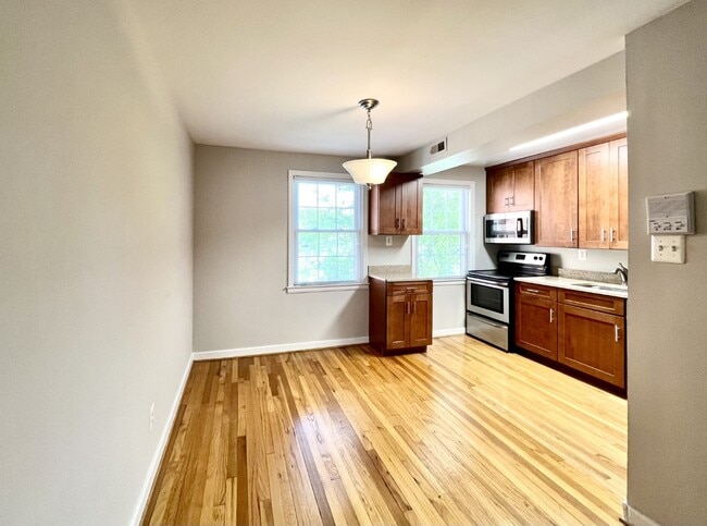 Photo - 2207 Washington Ave Unit 201