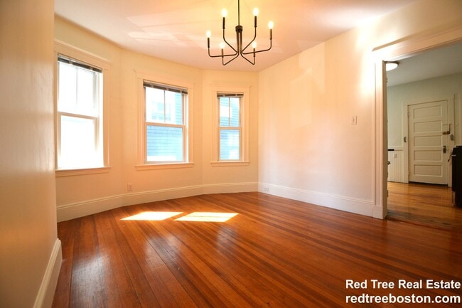 Photo - 82 Montebello Rd Unit 1