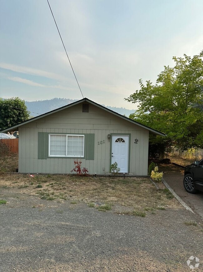 Apartments for Rent in Winston, OR 5 Rentals