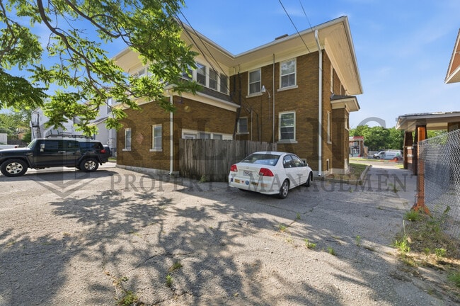 Photo - 3422 E Douglas Ave