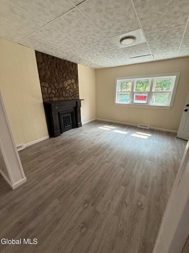 Photo - 413 9th St Unidad 1