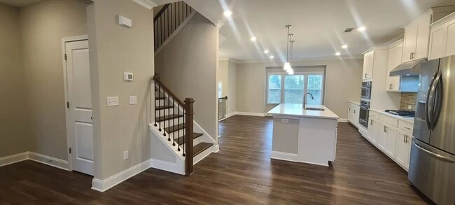 Photo - 4560 Mikajack Dr SE