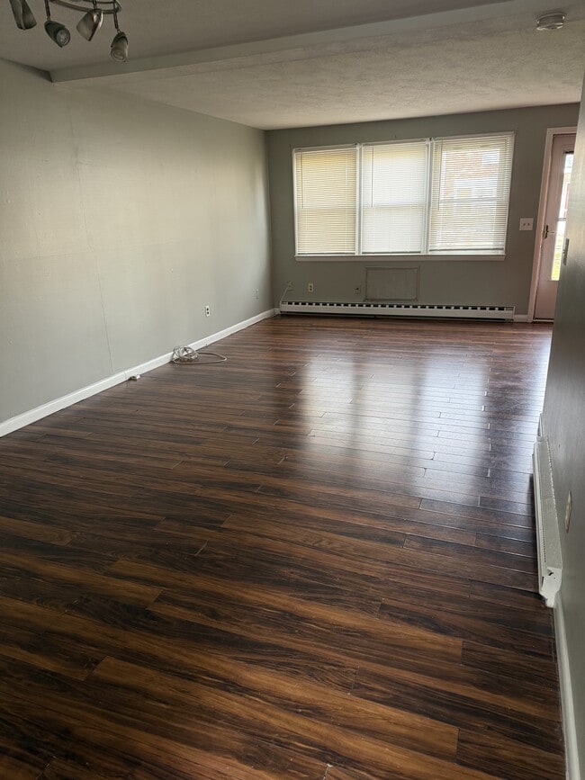 Photo - 63 Hiltbrand Rd