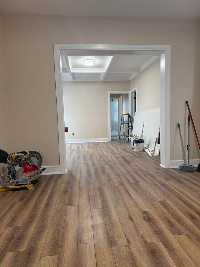 Photo - 90-92-92 W 42nd St