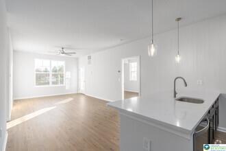 Photo - 430 Cambria St Unidad 303