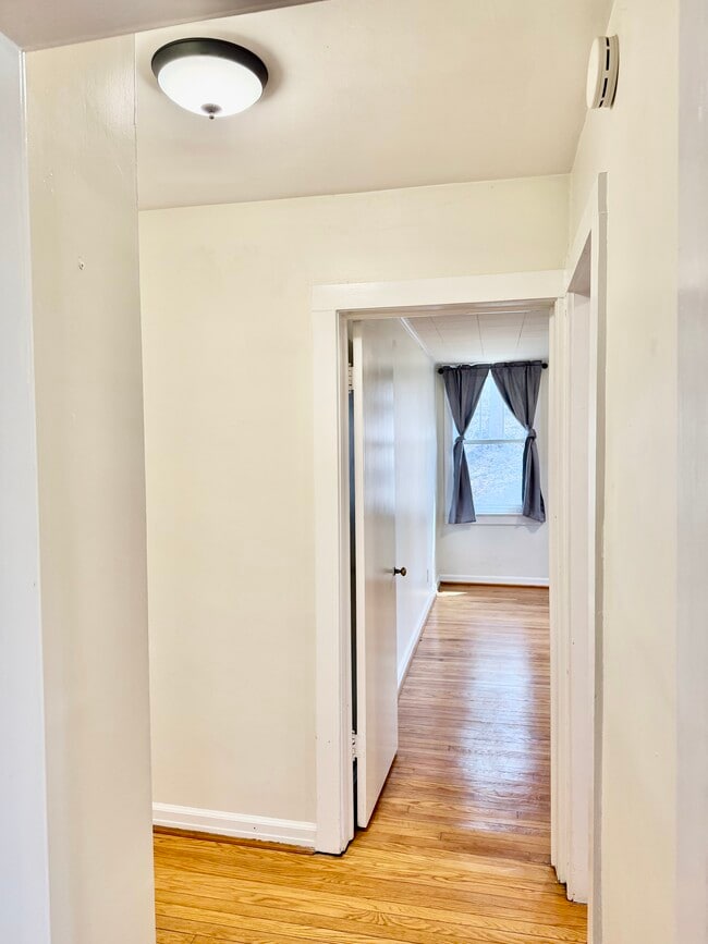 Photo - 4 Hillside Ave Unit 1