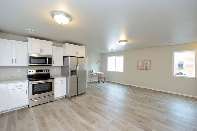 Photo - Modern 3-Bedroom Townhome with Attached Ga...