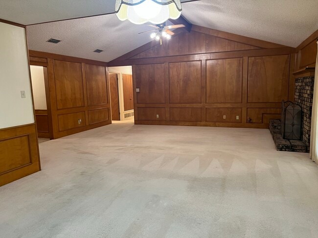 Photo - 1364 N Dale Ave