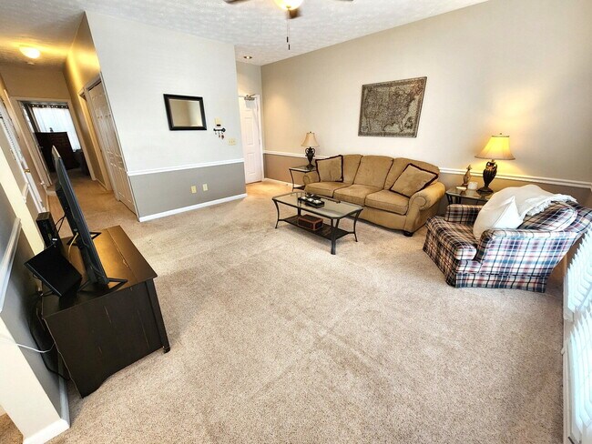 Photo - FULLY FURNISHED 2BR CONDO WITH MONTHLY LEA...