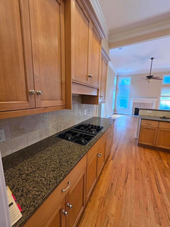 Photo - 306 Lochleven Ct