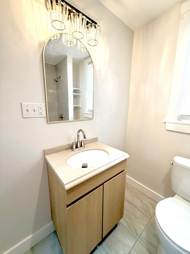 Photo - 96 Jamaica St
