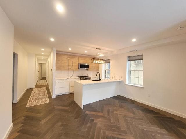 Photo - 3 bedroom in ASTORIA NY 11103 Unit 1