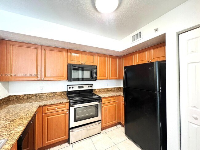 Photo - 13820 NE 3rd Ct Unidad 109