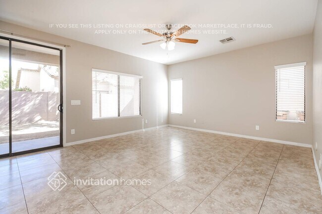 Photo - 2090 E 29th Ave