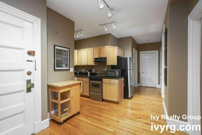 Photo - 2 Arlington St Unit 22