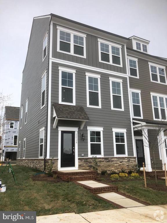 Building Photo - 1624 Grove Chestnut Rd Rental