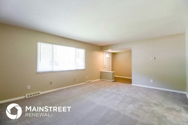 Photo - 1387 Bosworth Ct