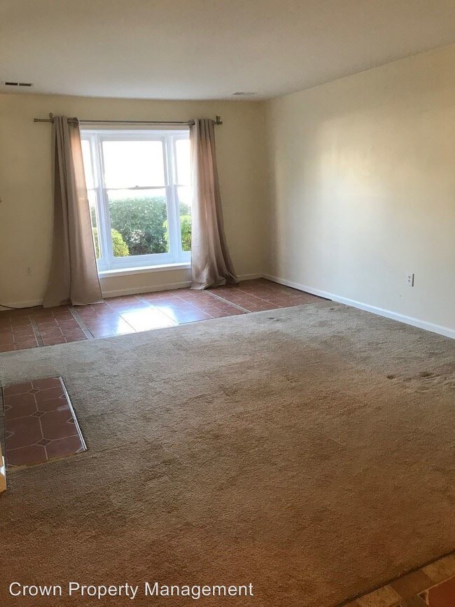 Photo - 13010 Shadyside Ln