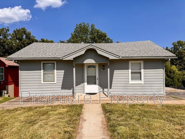 Photo - 4311 N Spruce Ave House