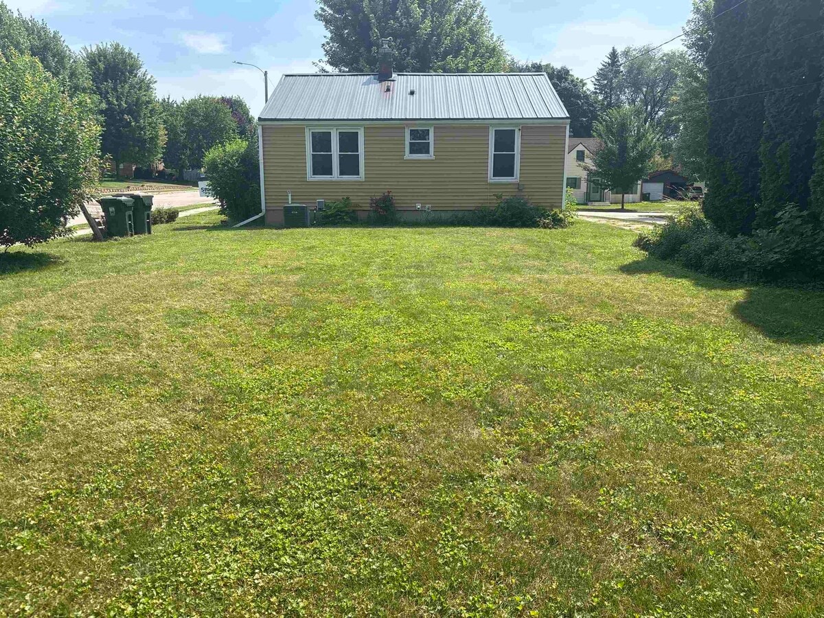 Photo - 426 Hillcrest Dr