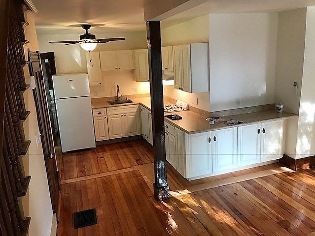 Building Photo - 25 Beech St Unit A