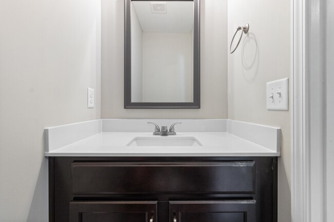 Photo - 202 Burch Rd