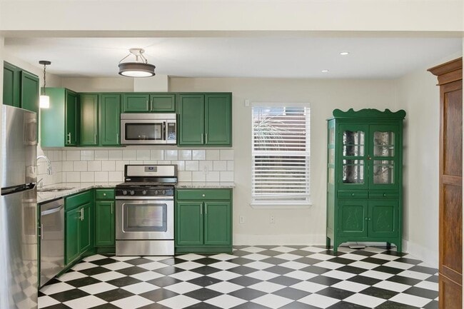 Photo - 2814 Oak Springs Dr