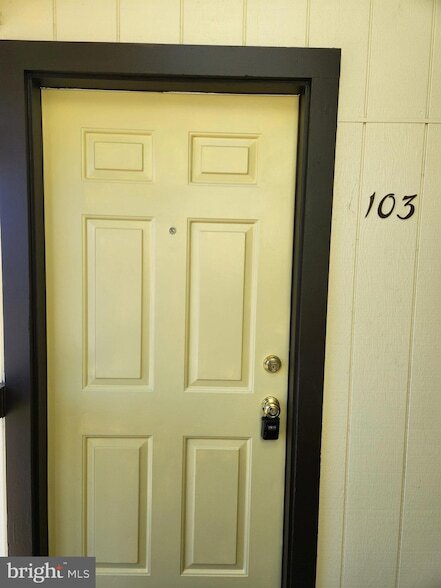 Photo - 103 Lucas Ln