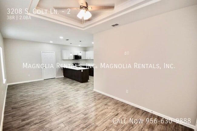 Photo - 3208 S Colt Ln Unidad 2