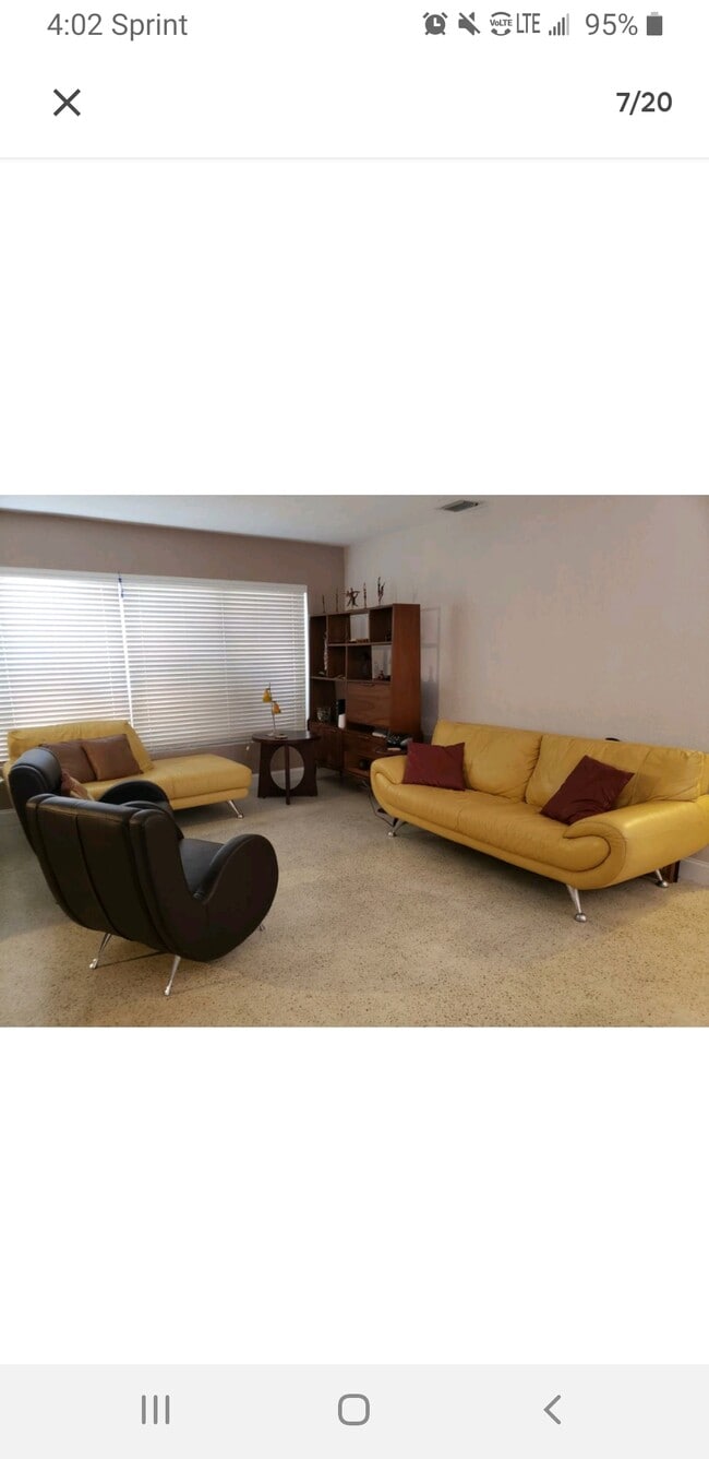 Large Living room without furniture
