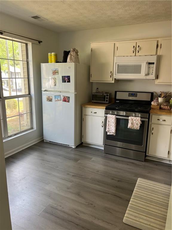 Photo - 3583 Kennesaw Station Dr