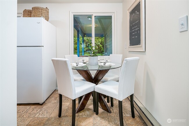 Photo - 5007 236th St SW