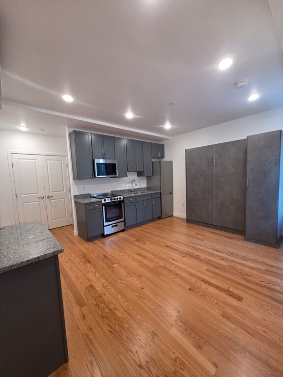 Photo - 165 Hawthorne St Unit 106