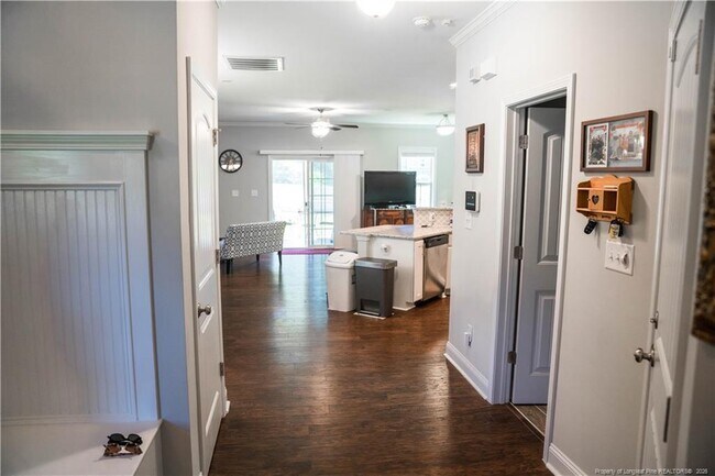 Photo - 919 Carolina Ave