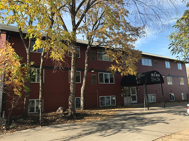 Photo - 860 10th Ave SE