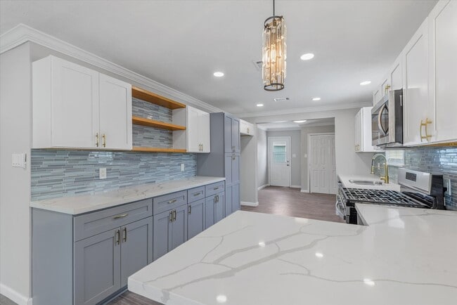 Building Photo - 3518 Avenue H Rental