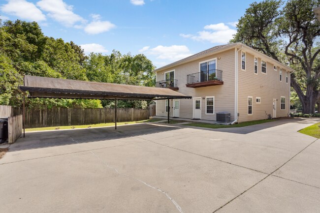 Photo - 1233 N Duval St