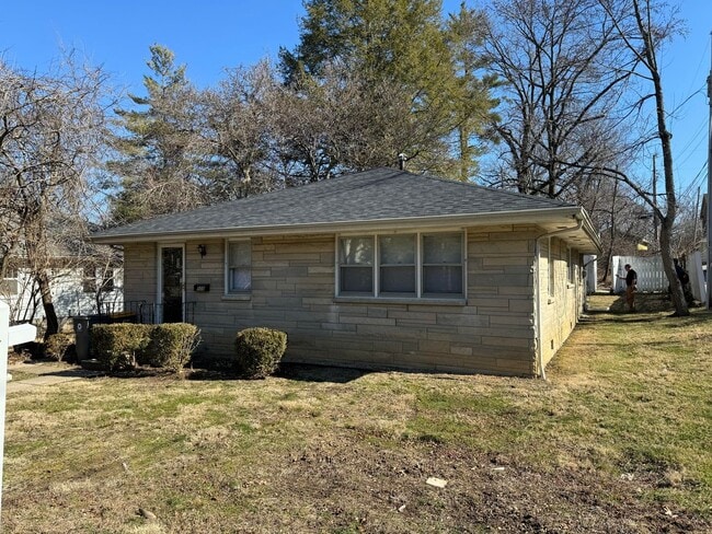 Building Photo - 509 S Highland Ave