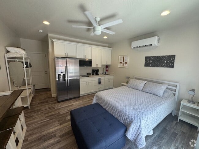 Building Photo - Casita in Hurricane Rental