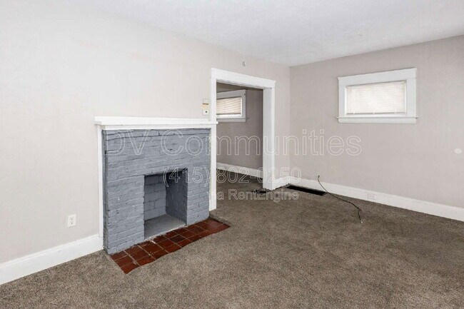 Photo - 3390 E 135th St