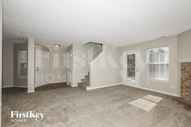Photo - 1180 Crescent Dr