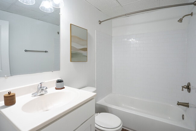 Baño - Audubon Manor