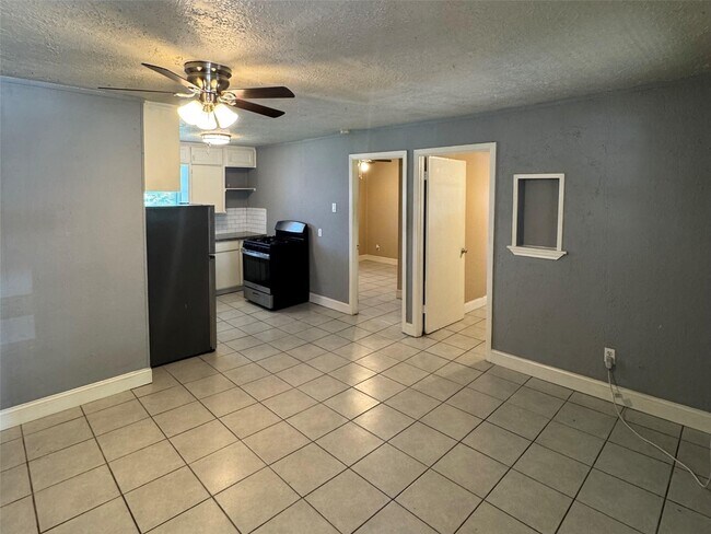 311 Randall St Unit 4