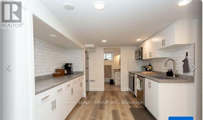 Photo - 118 Brampton Rd