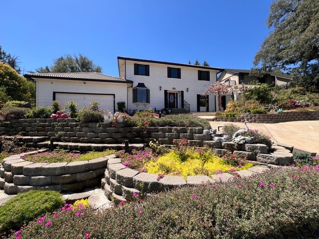 Photo - Spacious El Dorado Hills 4bd/3ba Home with Large Backyard