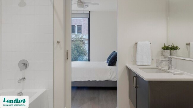 Photo - 20 S Stone Ave Unidad 205