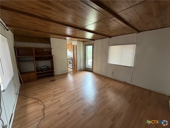 Building Photo - 222 Six Pines Rd Rental